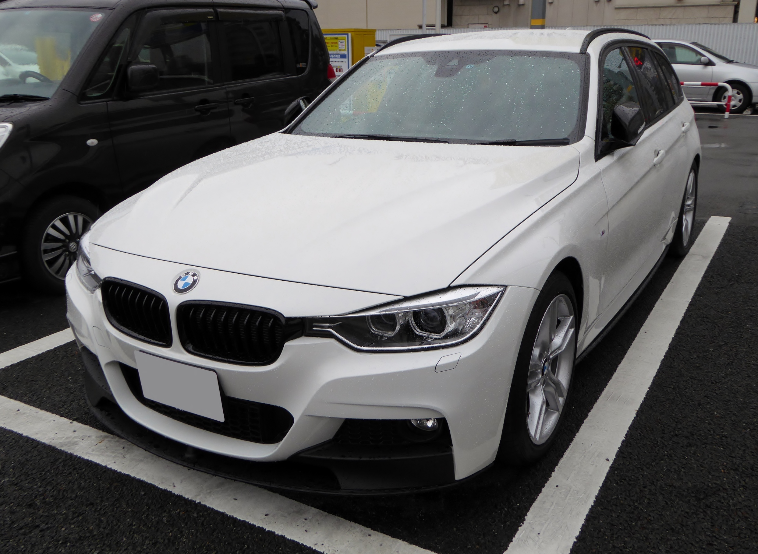 File Bmw 335i Touring M Sport F31 Front Jpg Wikimedia Commons