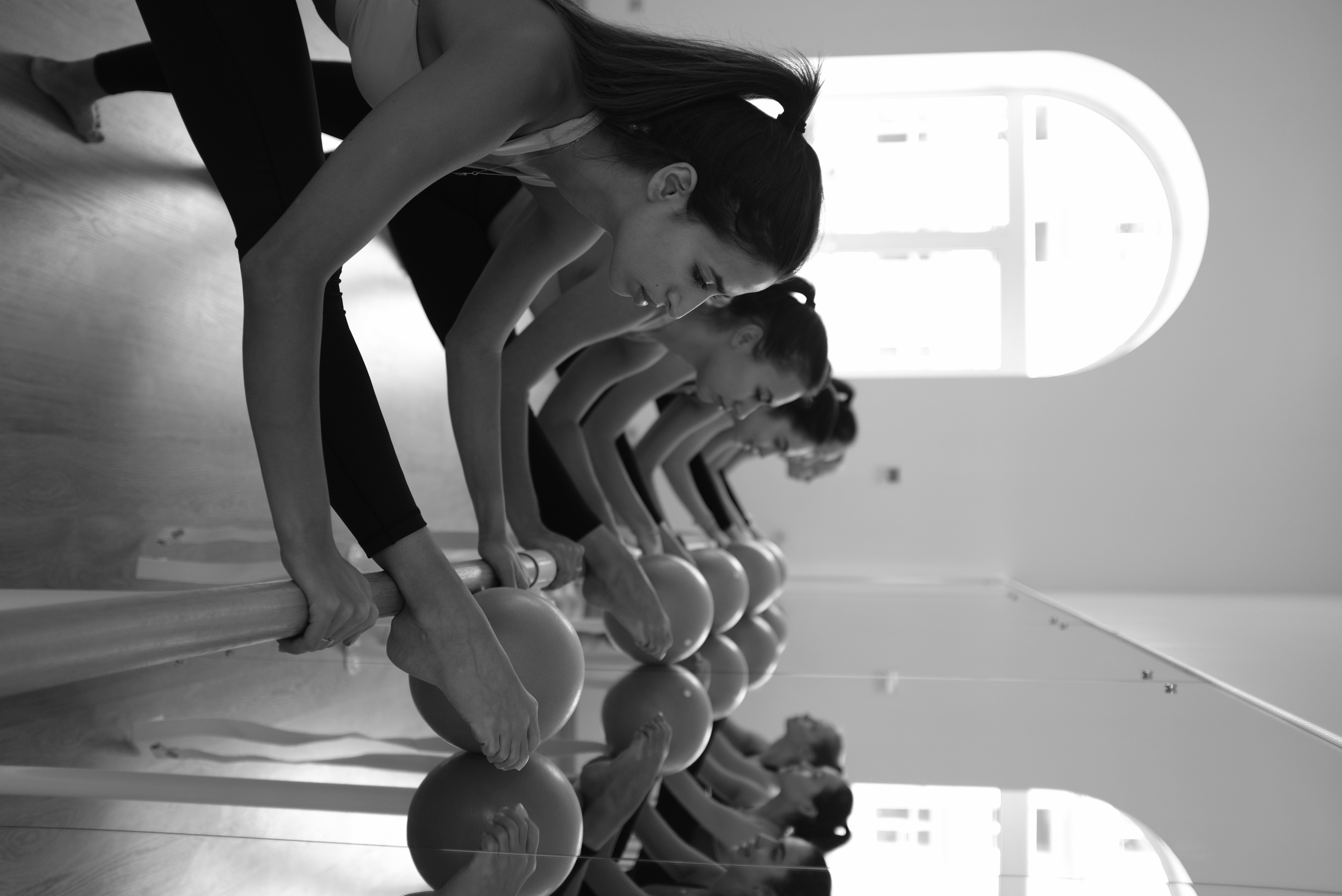 The Benefits of Isometric Exercises Used in Barre