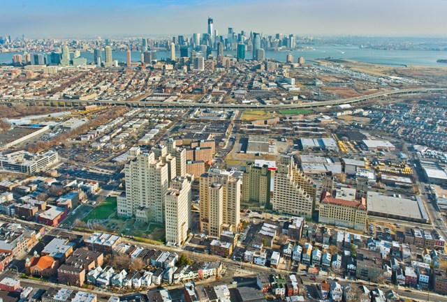 File:Beacon Aerial Skyline.jpg