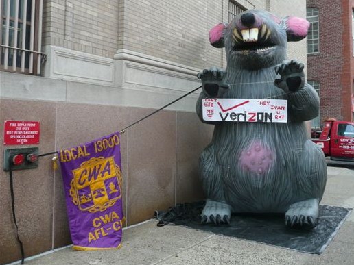 File:CWA union rat protest Verizon.jpg