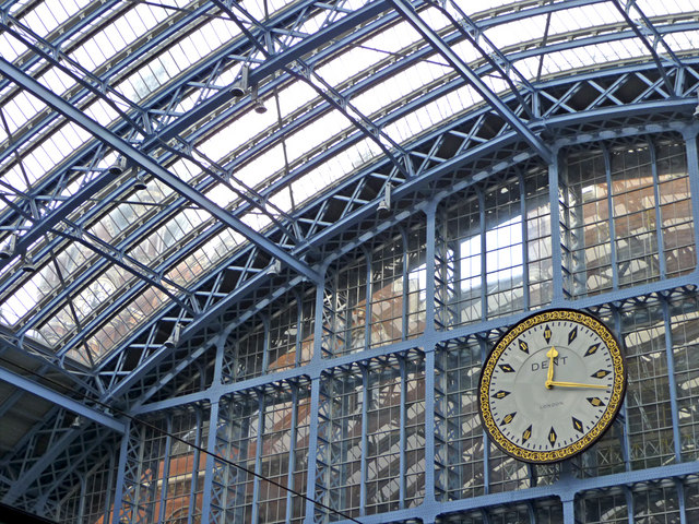 File:Clock and Roof, St Pancras, London - geograph.org.uk - 1164401.jpg