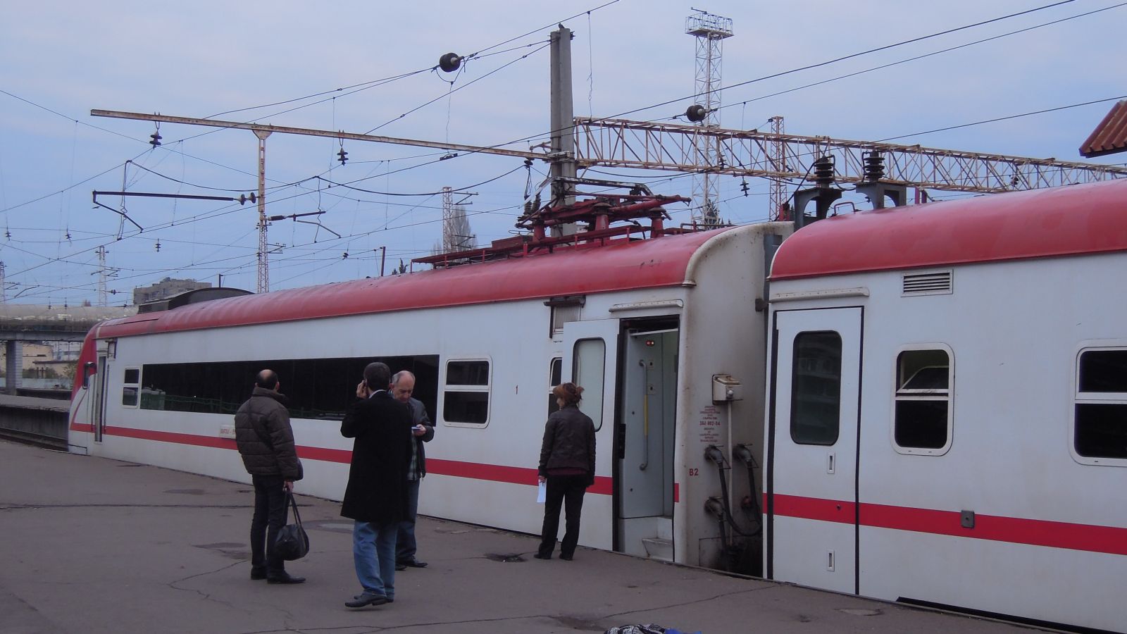 Движение поезда 18. Поезд Тбилиси. Поезд Тбилиси Кутаиси. Поезд Тбилиси Батуми. Электричка Тбилиси Кутаиси.