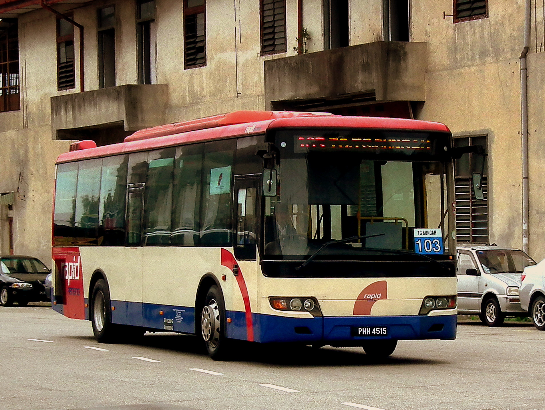 Автовокзал бангкок. Автобус в Penang. Rapid Penang 306. Georgian Bus. Avtobusis Marshrutebi.