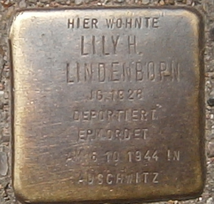 Stolperstein Bundesstraße 43 (Lily H. Lindenborn) in Hamburg-Rotherbaum.JPG