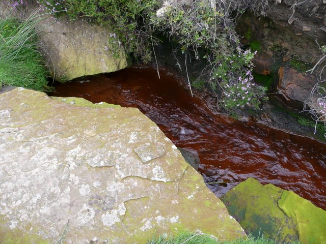 File:Stream running red with iron oxide that has seeped from the moor - geograph.org.uk - 942435.jpg