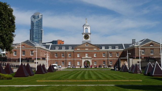 File:The Old and the New - geograph.org.uk - 1259588.jpg