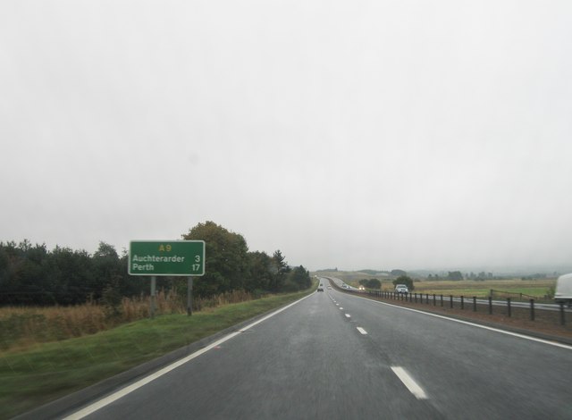 File:A9 eastbound - geograph.org.uk - 3698672.jpg