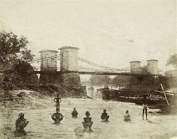 File:A bridge over a canal in Calcutta in the 1850s.jpg