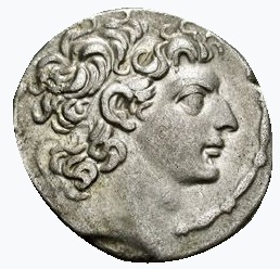 Antiochus XIII face.jpg