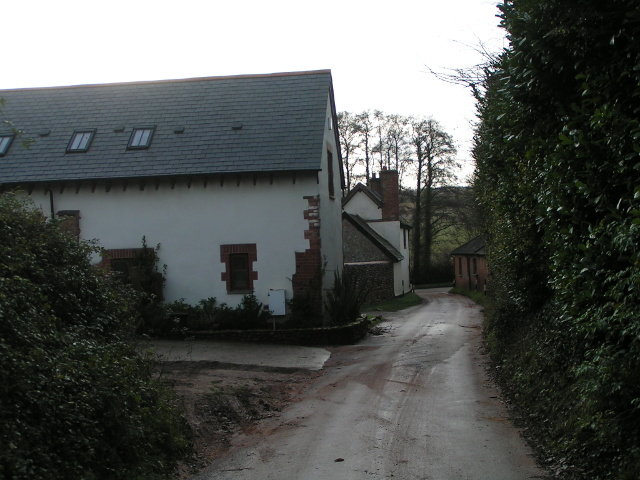 File:Entering Yettington from the north - geograph.org.uk - 1616856.jpg