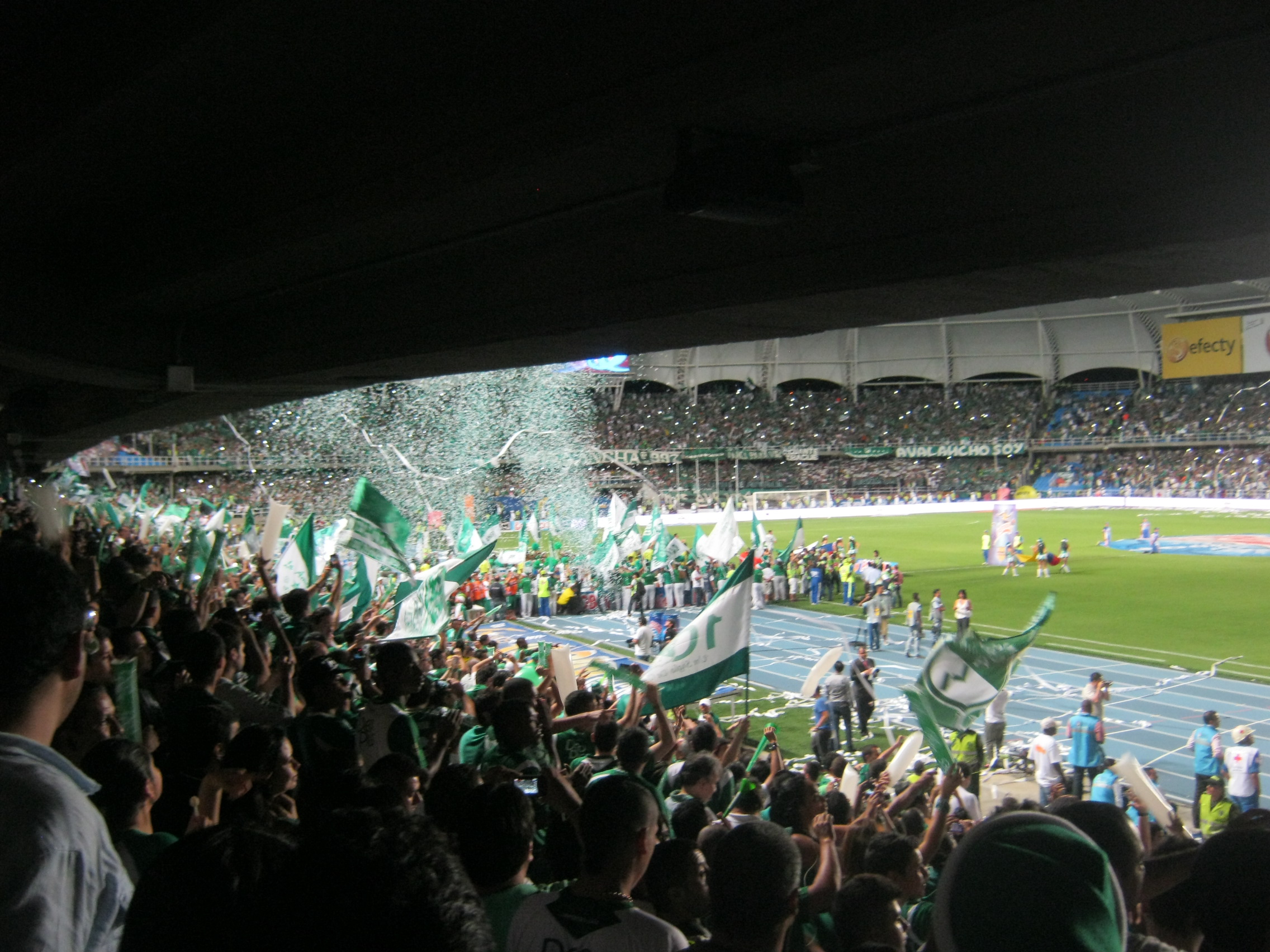 File:Final Liga Postobón 2013-II Glorioso Deportivo Cali vs atlético nacional 10.jpg - Wikimedia ...