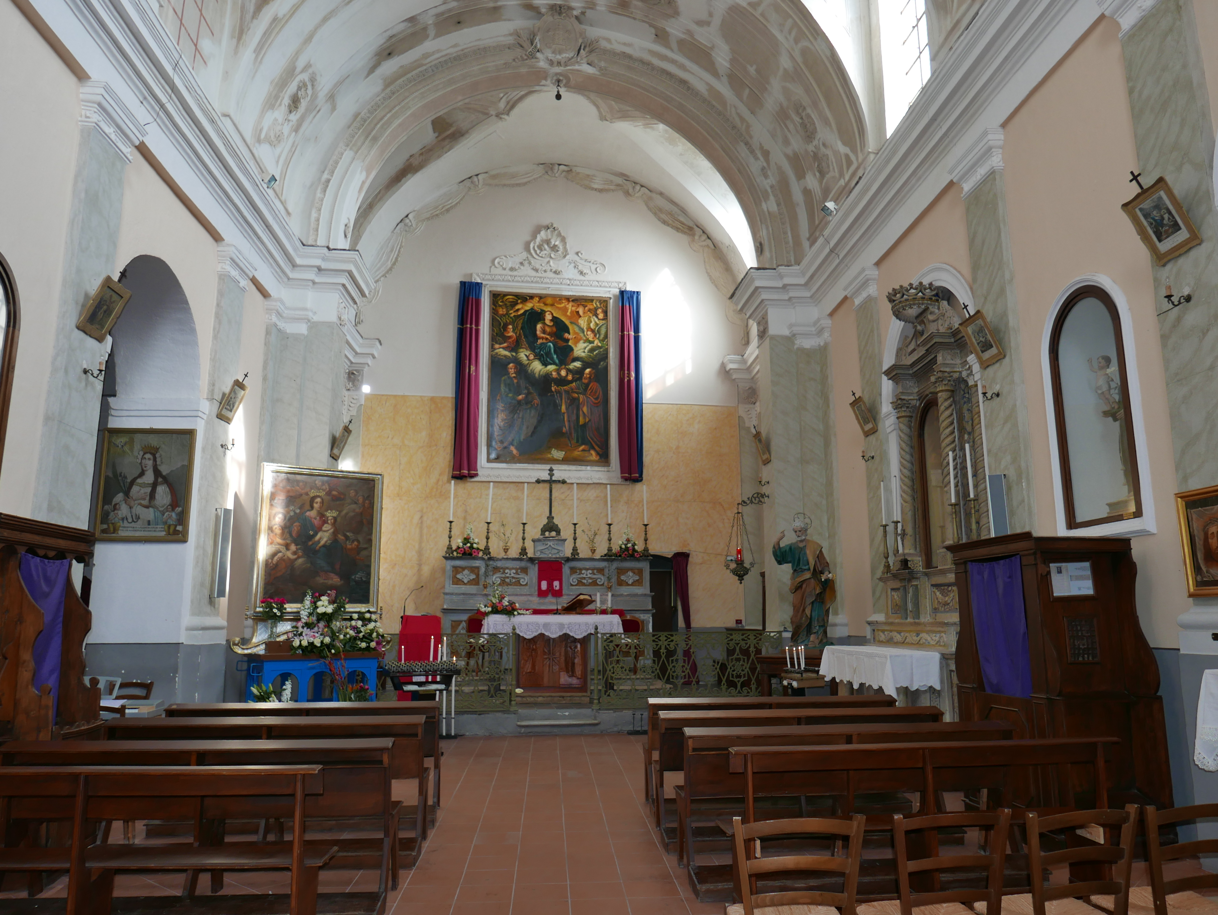 File Interior Of Chiesa Di San Pietro Apostolo Di Pentedattilo Melito Di Porto Salvo Reggio Calabria Italy March 16 15 Jpg Wikimedia Commons