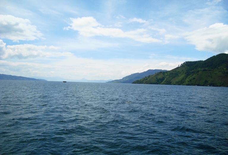 File:Lake Toba, North Sumatra (91).JPG