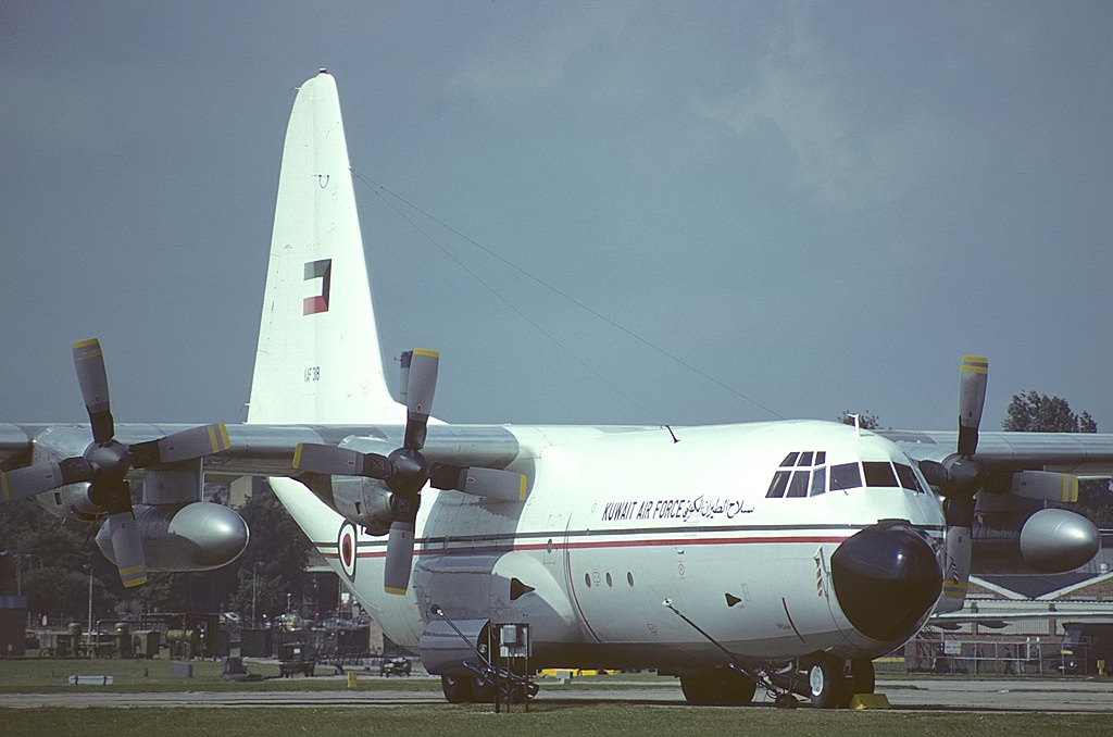 File:Lockheed L-100-20 Hercules (L-382E), Kuwait - Air Force 