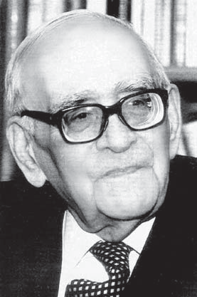 <span class="mw-page-title-main">Mahmoud Hessabi</span> Iranian nuclear physicist (1903–1992)