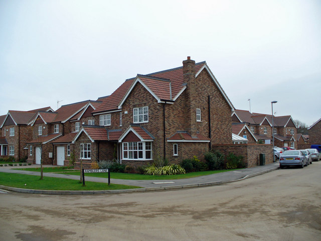 File:New Housing Development, Barton Upon Humber - geograph.org.uk - 621039.jpg