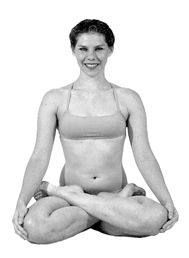 File:Padmasana feminino.jpg