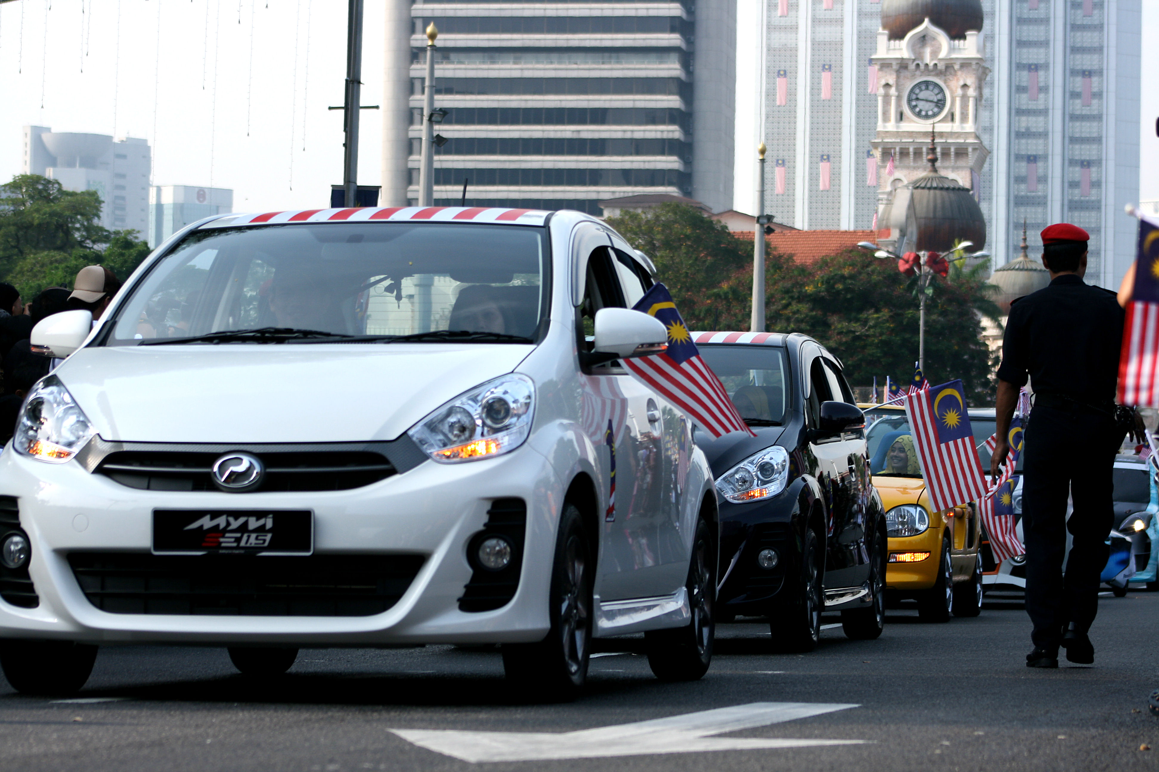 File:Perodua convoy at the 2011 Hari Malaysia celebrations 