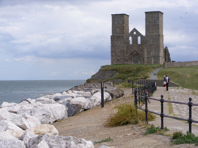 File:Reculver View - geograph.org.uk - 1423447.jpg