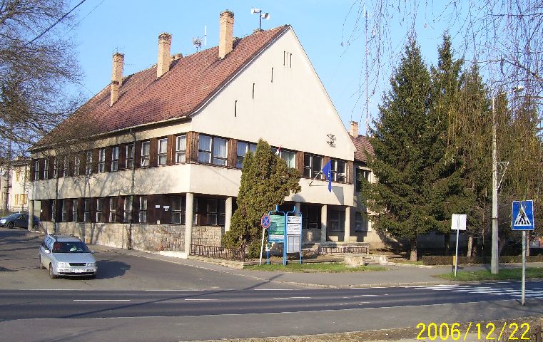 File:Retsag town hall.jpg