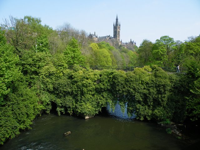 File:River Kelvin and Glasgow University - geograph.org.uk - 1276941.jpg