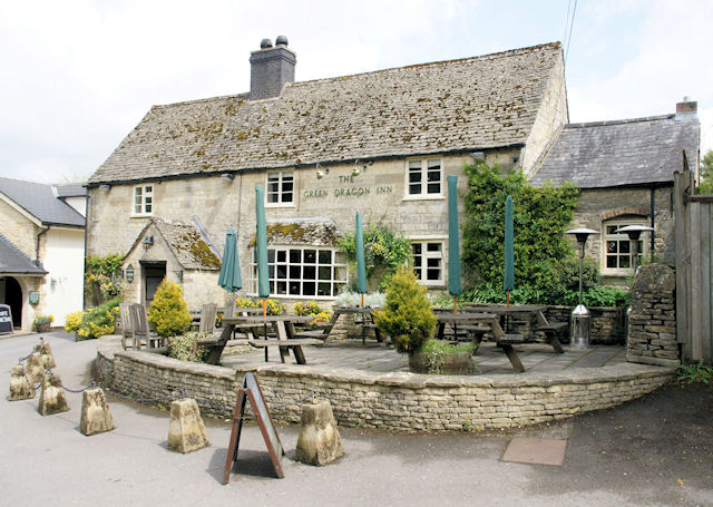 Picture of The Green Dragon Inn courtesy of Wikimedia Commons contributors - click for full credit