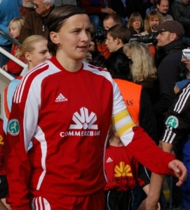 <span class="mw-page-title-main">Tina Wunderlich</span> German footballer