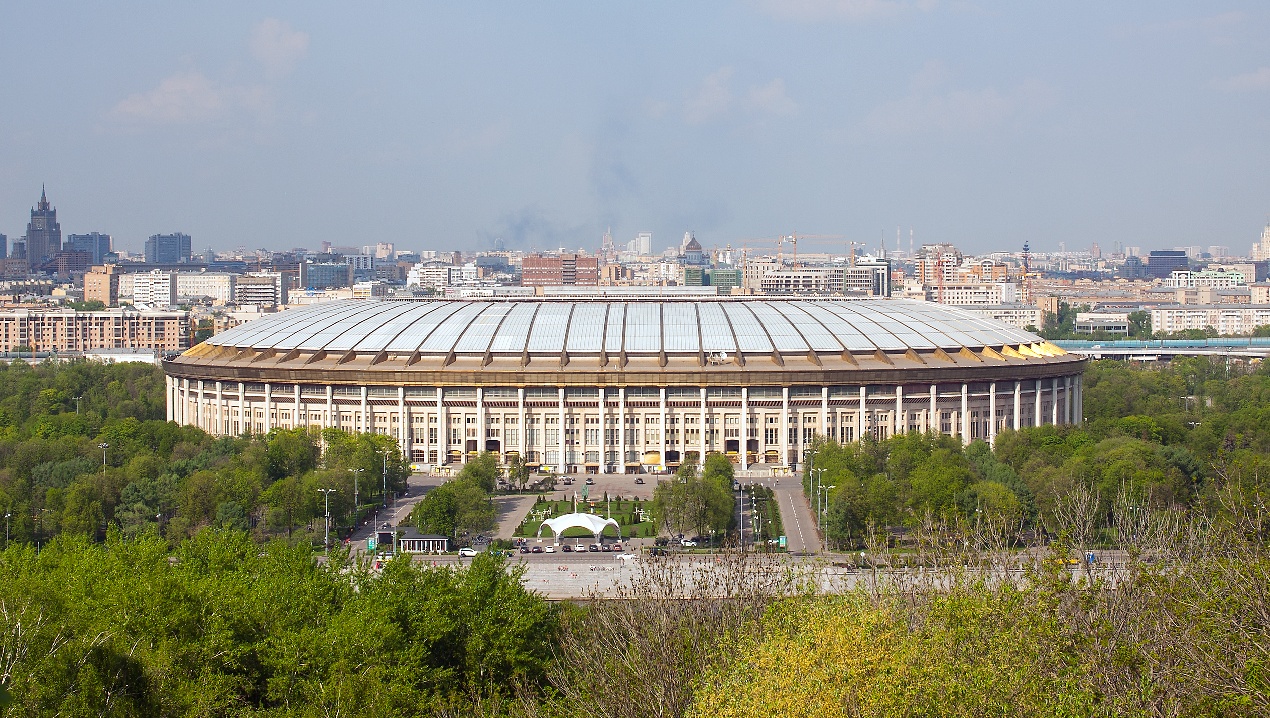 Лужники в москве