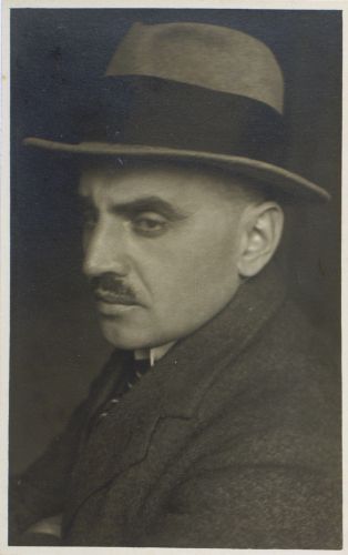 File:Alojz Gradnik 1920s.jpg