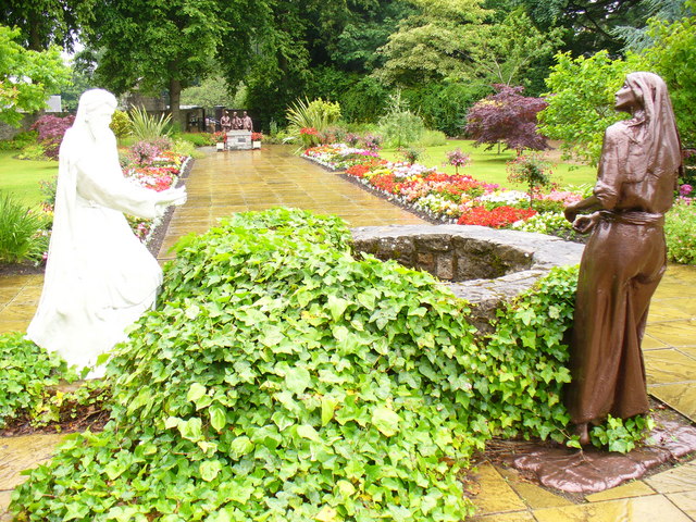 File:Biblical Gardens, Elgin - geograph.org.uk - 885668.jpg