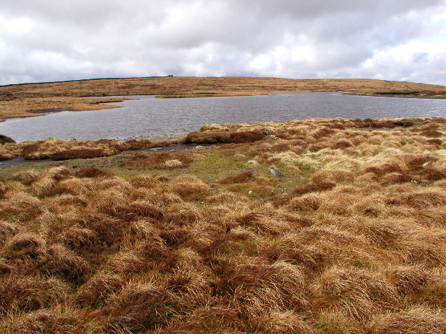 File:Birks Tarn - geograph.org.uk - 10825.jpg