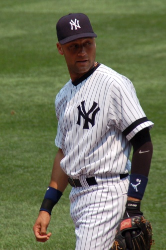 File:Derek Jeter on Aug 3 2007.jpg