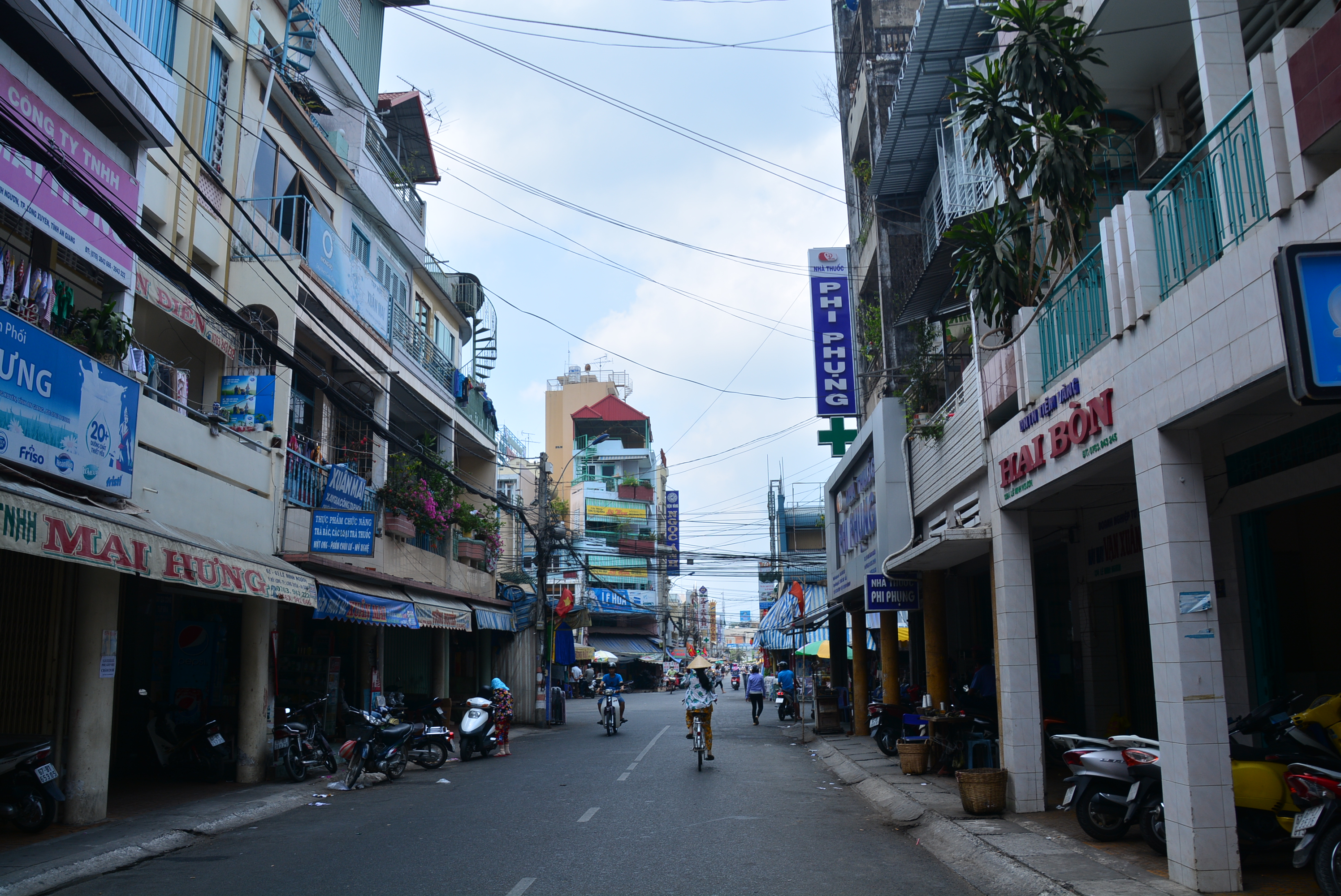 Món ăn đặc trưng tại các quán bún ngan Hai Bà Trưng