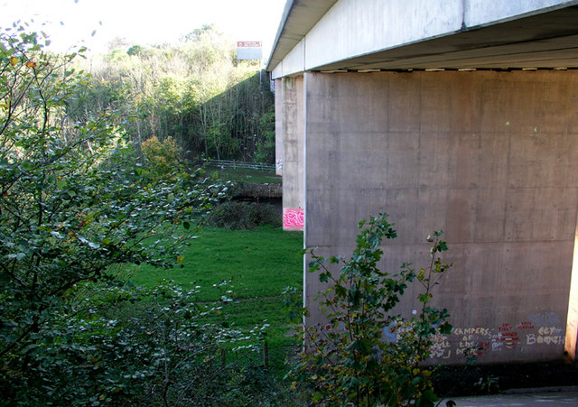 File:Ely River Viaduct 2 - geograph.org.uk - 270932.jpg