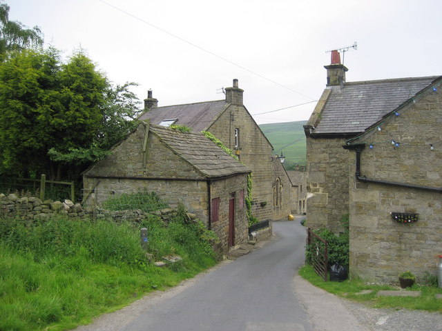 File:Entering Lofthouse - geograph.org.uk - 457797.jpg