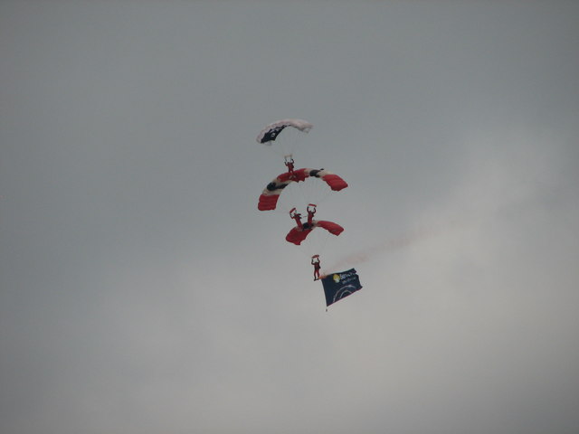 File:Flying the flag - geograph.org.uk - 1007506.jpg