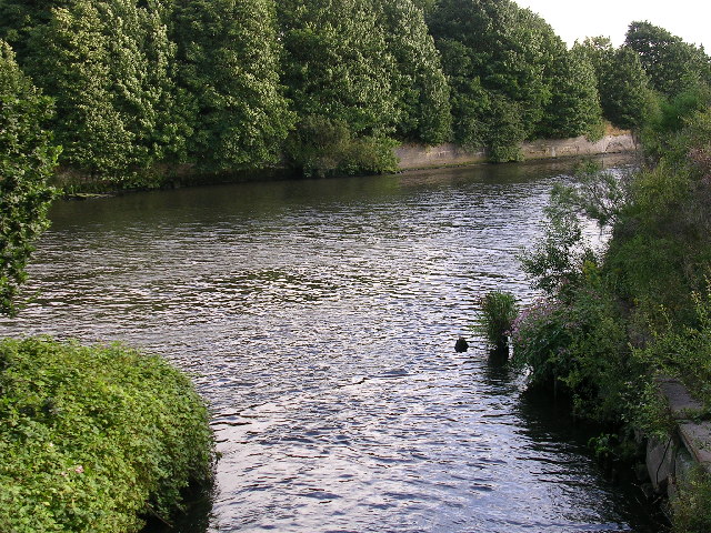 Glaze Brook enters the Manchester Ship Canal - geograph.org.uk - 33232