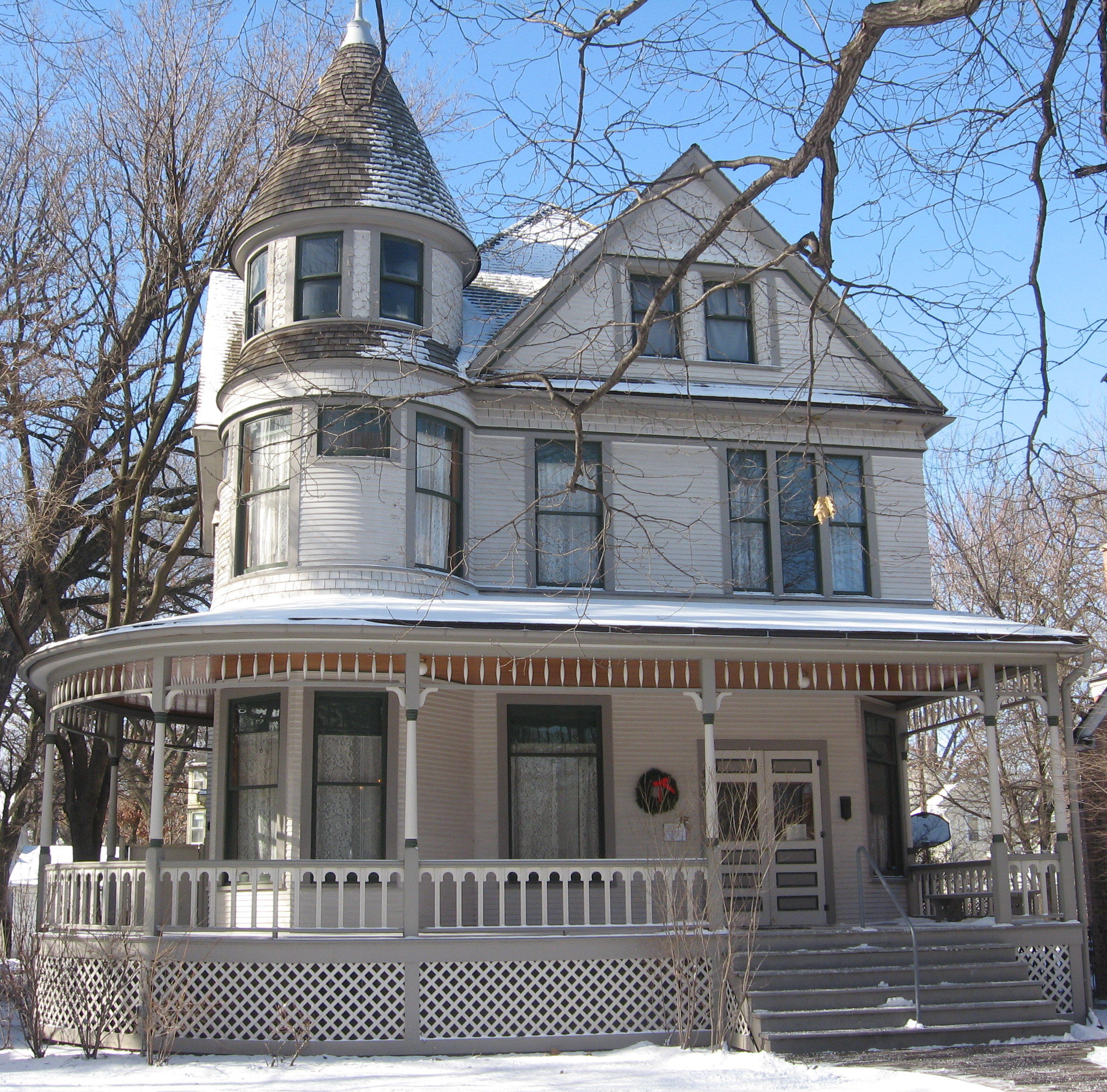 Файл:Hemingway birthplace.jpg — Википедия