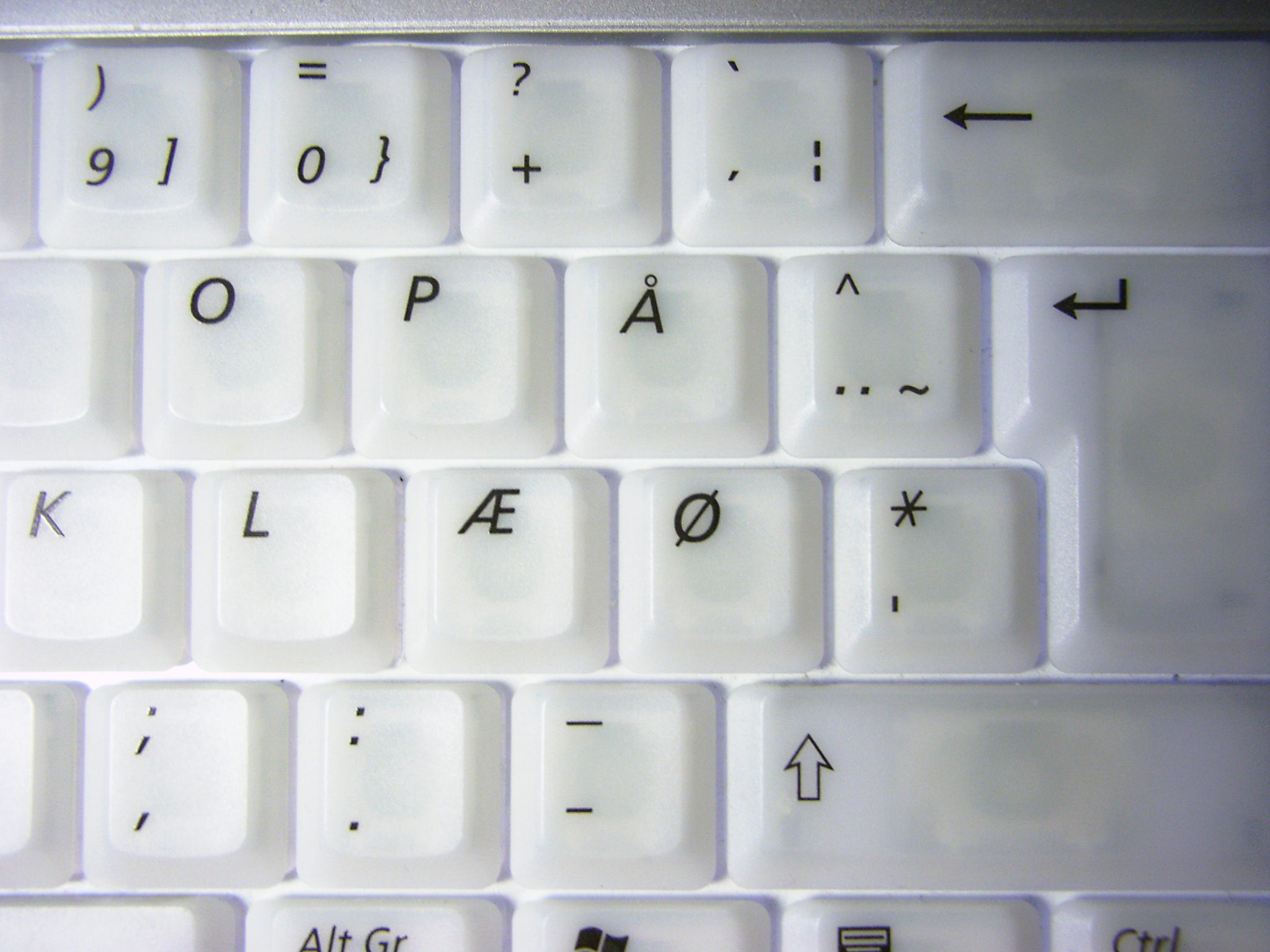 Clavier Azerty à gros caractères: caractères noirs sur fond blanc - Optelec  sa