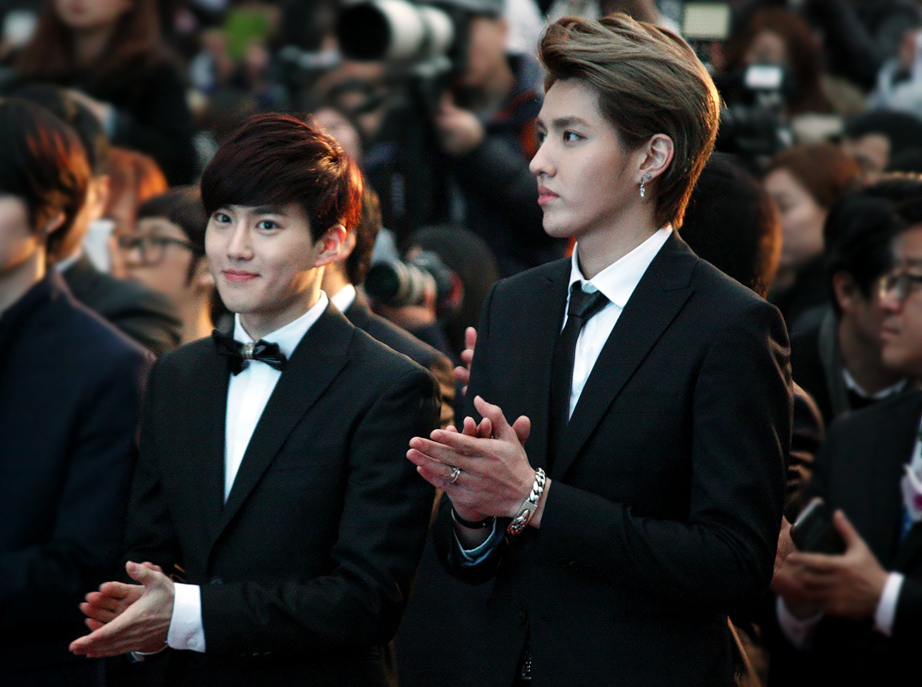 File:Kim Joon Myun and Kris Wu at the Hallyu Star Street on March 2014  02.jpg - Wikimedia Commons