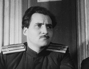 File:Konstantin Michailowitsch Simonow 1943.jpg