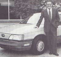 Lewis Veraldi Taurus 1986.jpg