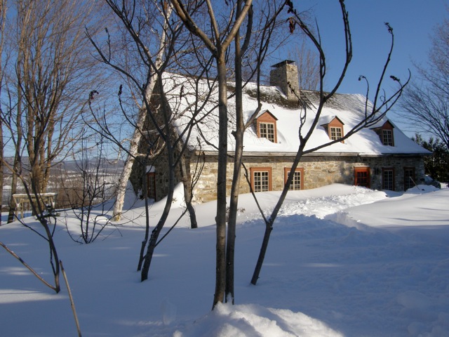 File:Maison Morisset, Sainte-Famille, île d'Orléans, Québec 16.jpg