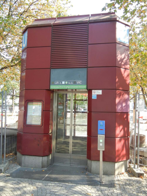 File:Ostbahnhof Lift OB01.png