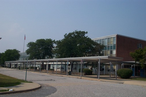 File:Parkville High School.jpg