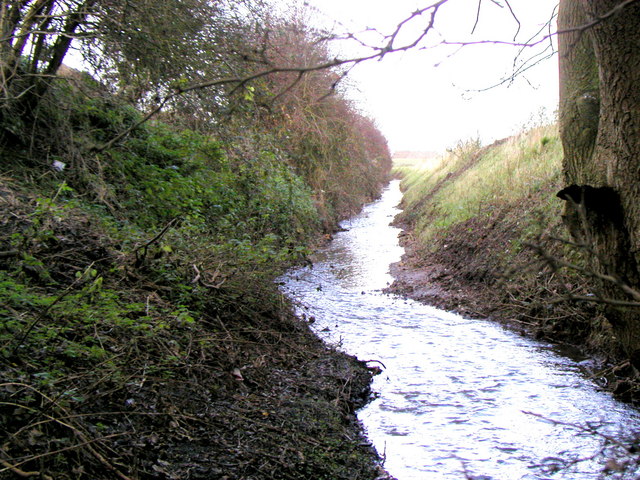 File:Pitwherry Drain - geograph.org.uk - 287789.jpg