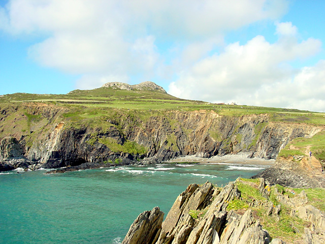 File:Porth Lleuog - geograph.org.uk - 126857.jpg