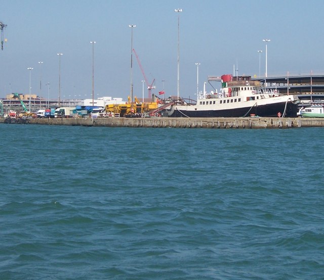 File:Preserved Tug Tender - Southampton - geograph.org.uk - 943878.jpg