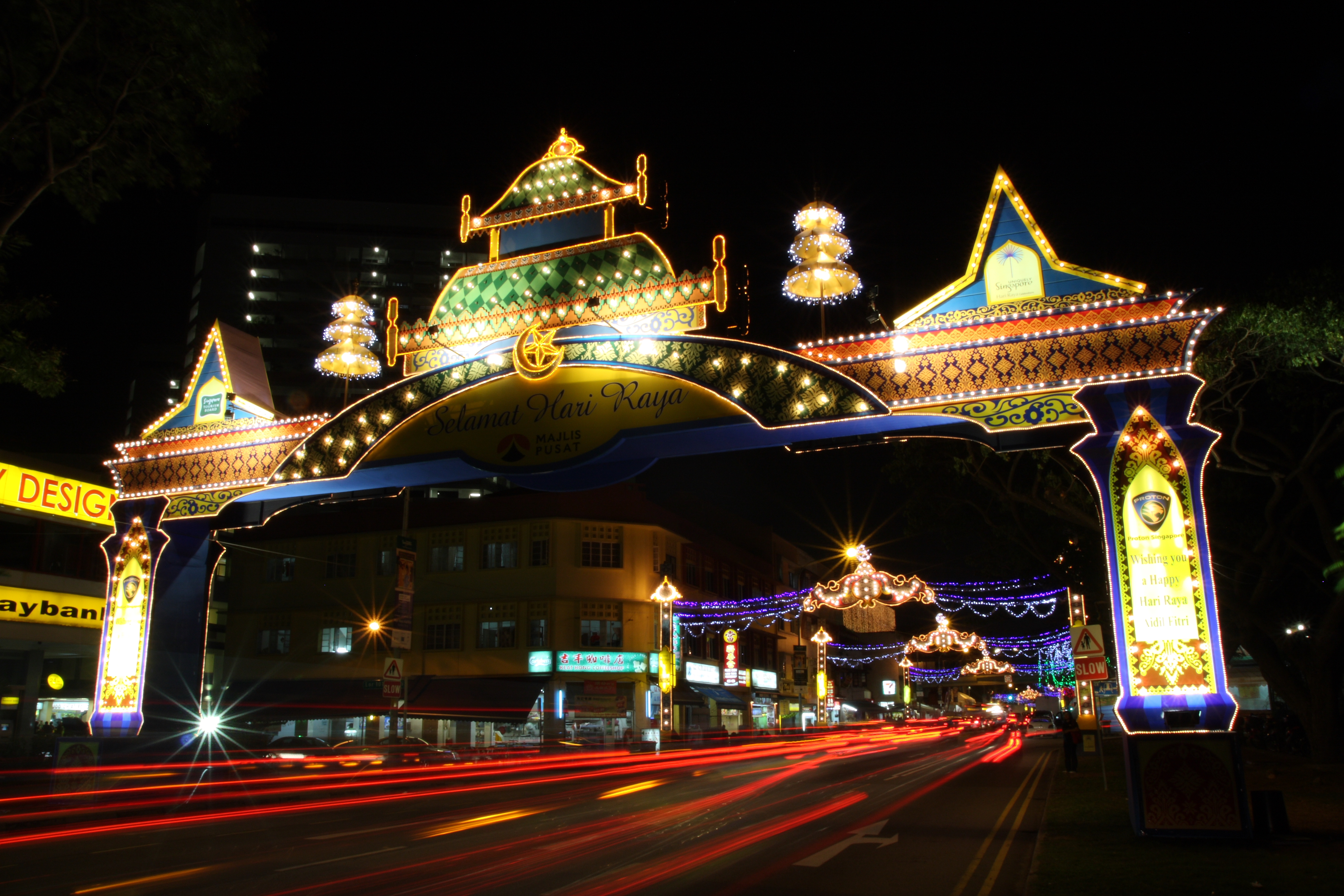 File:Ramadan, Geylang Serai, Singapore (3886755657).jpg 