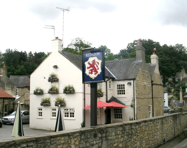 Red Lion - Front Street, Bramham - geograph.org.uk - 949813